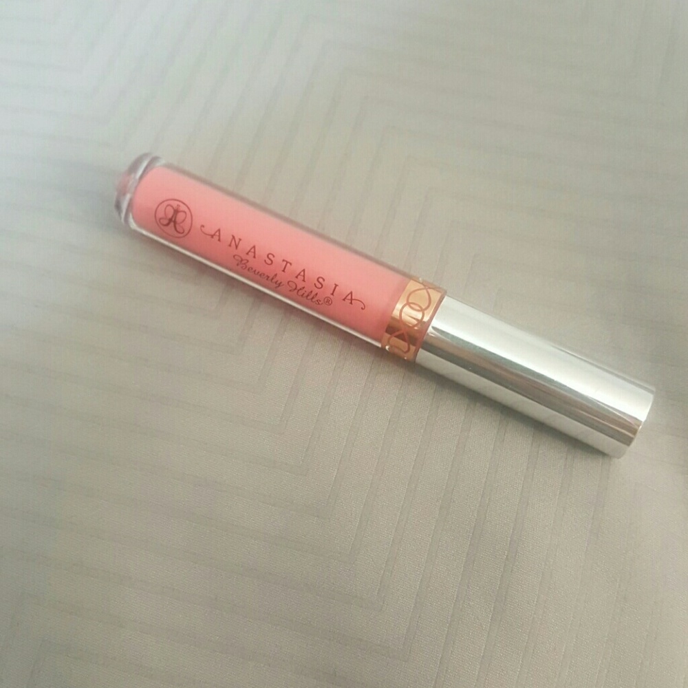 Anastasia liquid lipstick 💄💋 BABY PINK